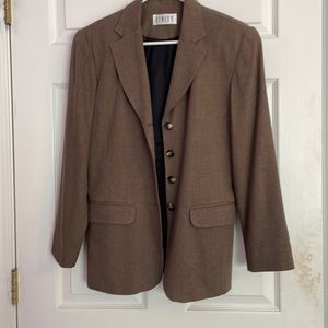 Finity size 6 brownish 4 button blazer wit fron pockets